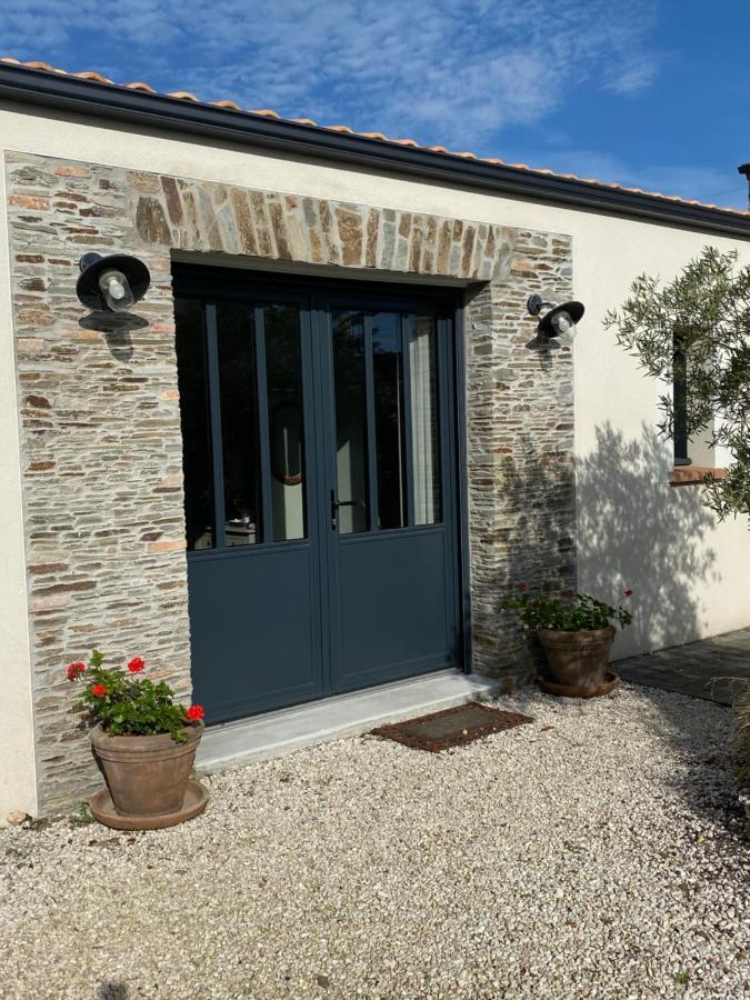 Celine Et Olivier Bed & Breakfast ปอร์นิก ภายนอก รูปภาพ