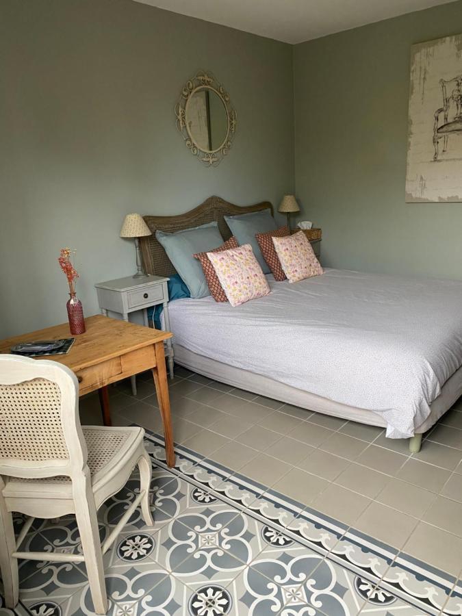 Celine Et Olivier Bed & Breakfast ปอร์นิก ภายนอก รูปภาพ