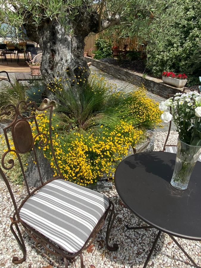 Celine Et Olivier Bed & Breakfast ปอร์นิก ภายนอก รูปภาพ